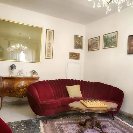 Cozy Downtown Πανσιόν 3*