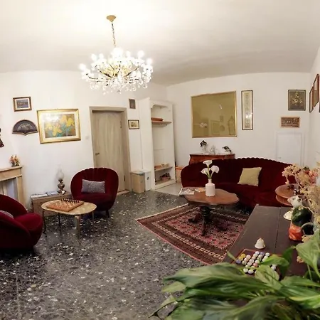 Cozy Downtown Gæstehus