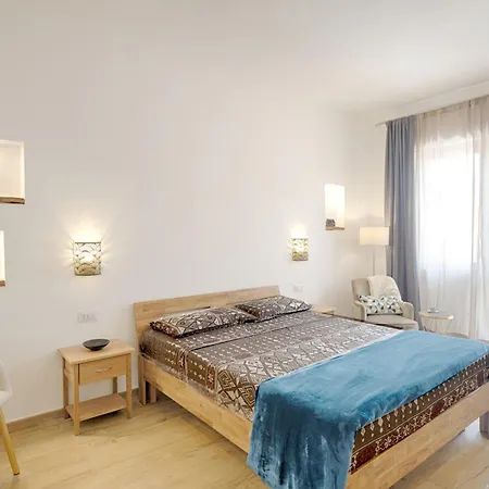 Πανσιόν Cozy Downtown 3*