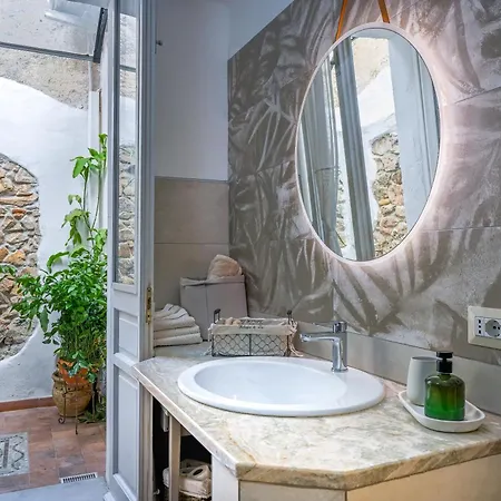Cozy Downtown Olbia